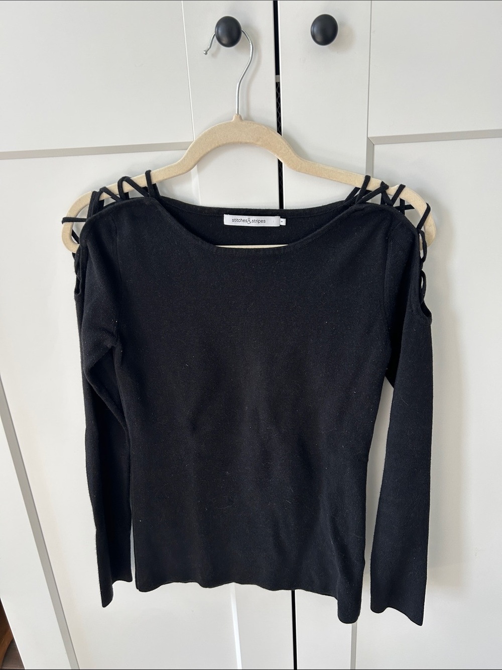 Stitches & Stripes Black Cold-Shoulder Long Sleeve Top